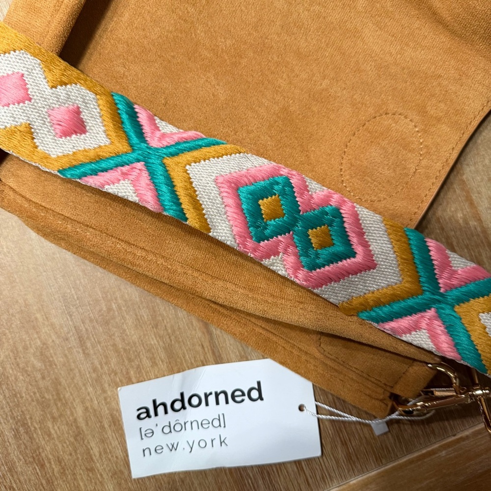 NWT Ahdorned Vegan Suede Leather Crossbody Bag - Picture 4 of 4